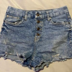 No Boundaries Shorts, Woman’s Size 7